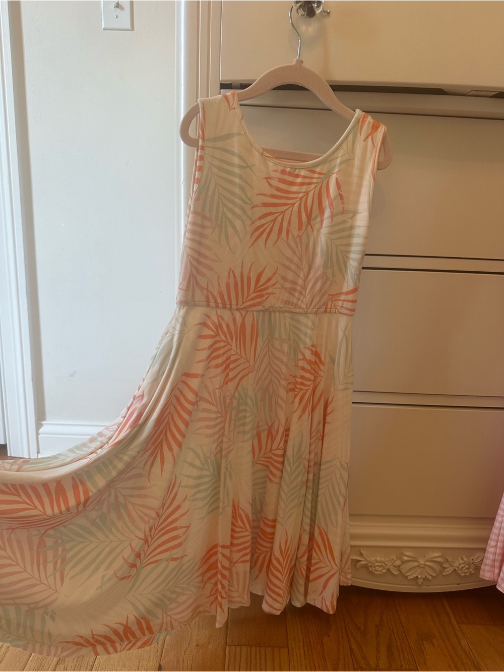 OMIJO Knit Palm Leaf Sleeveless Tropical Print Dress in Cream, Coral & Mint
